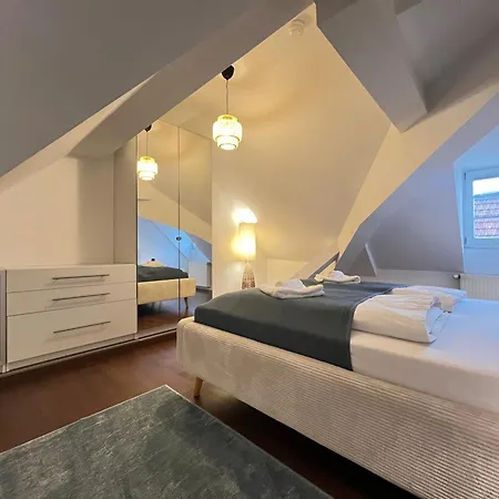 Appartement Ludwigshome Zentral, Spacious, 120qm, Klima *